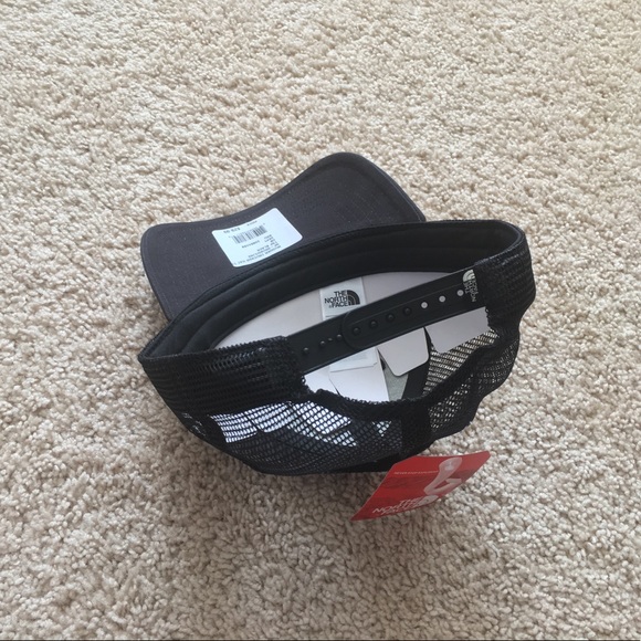 The North Face Mudder Trucker mesh cap hat - Picture 3 of 3